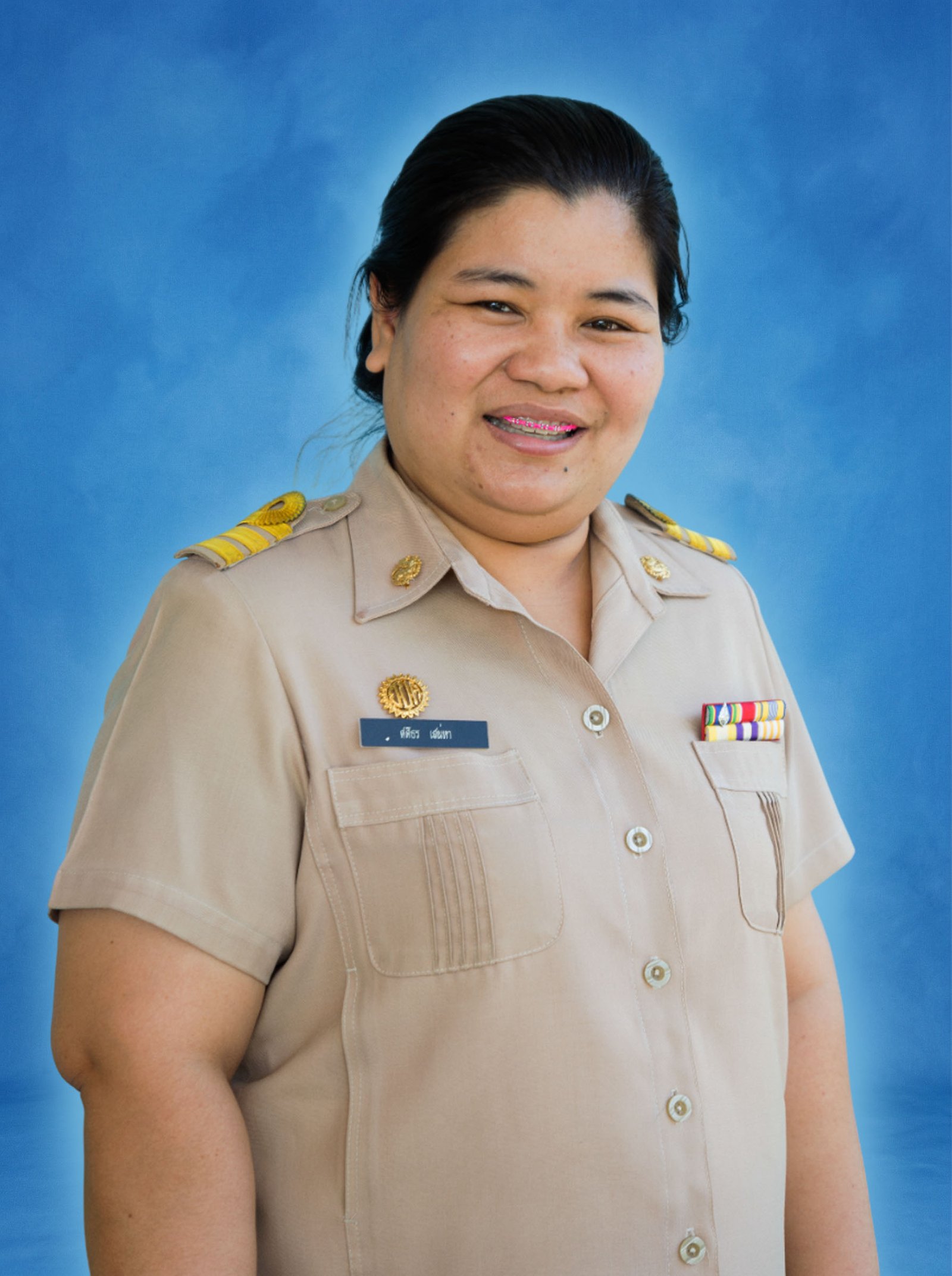 นางศศิธร เสน่หา