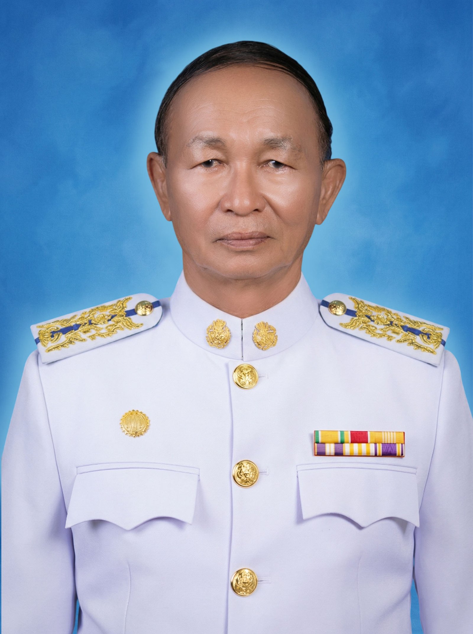 นายไพเราะ เลิศศิริ