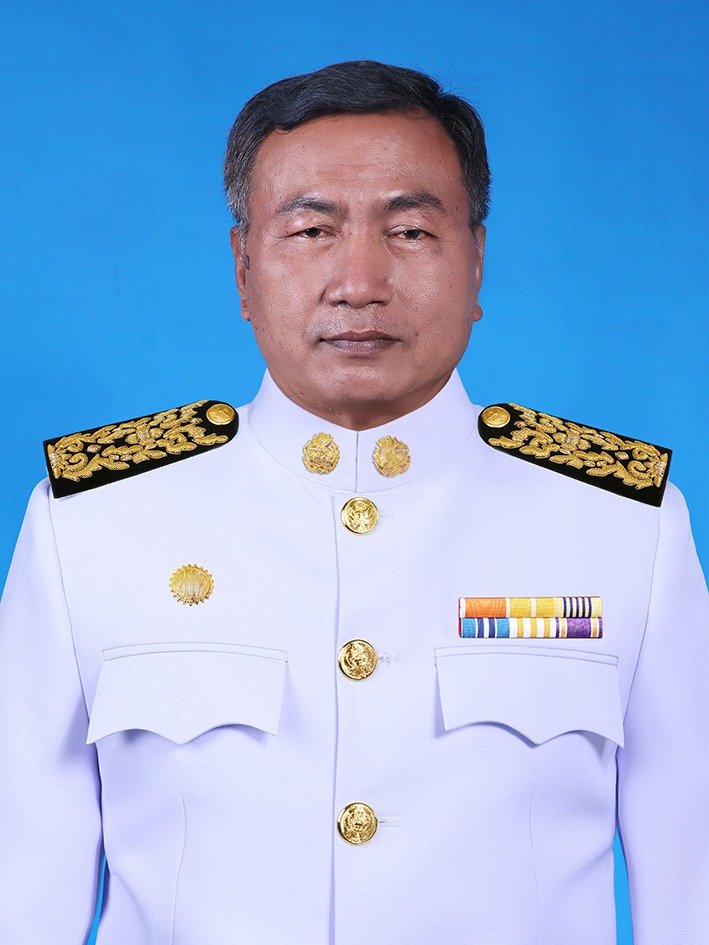 นายชวภณ  พ่วงเจริญ